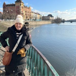 Meet your Posher, Beth